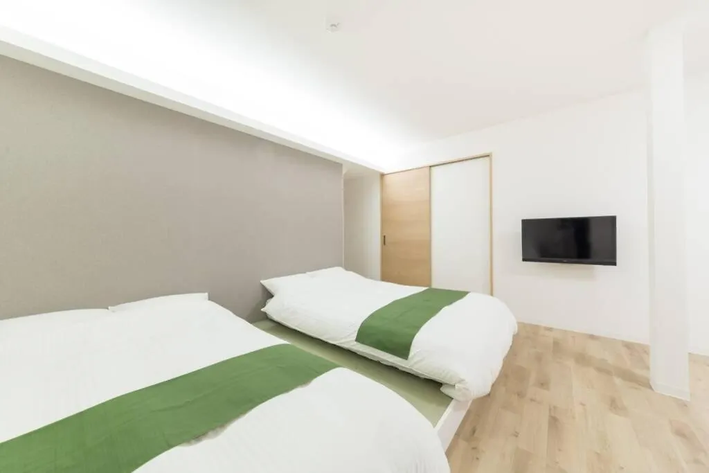 House1Room/4 Peoples/Tanimachi 6 Chome Osaka Daire